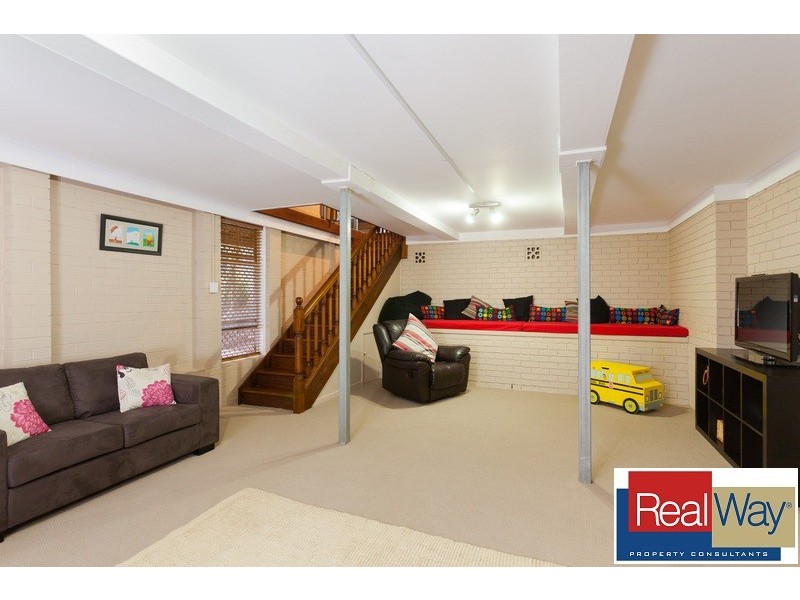 39 Stephenson Street, Coalfalls QLD 4305