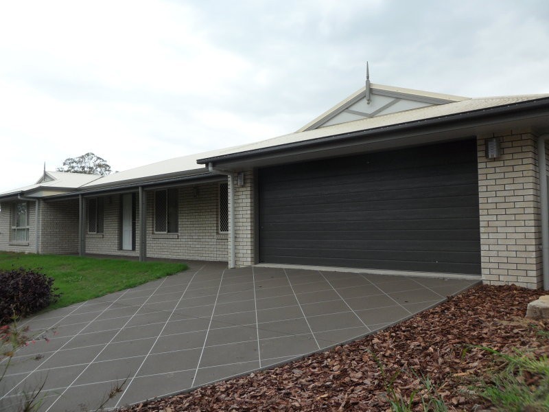 8 Gregory Street, Wulkuraka QLD 4305