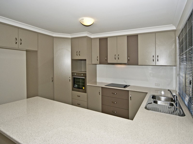 8 Gregory Street, Wulkuraka QLD 4305