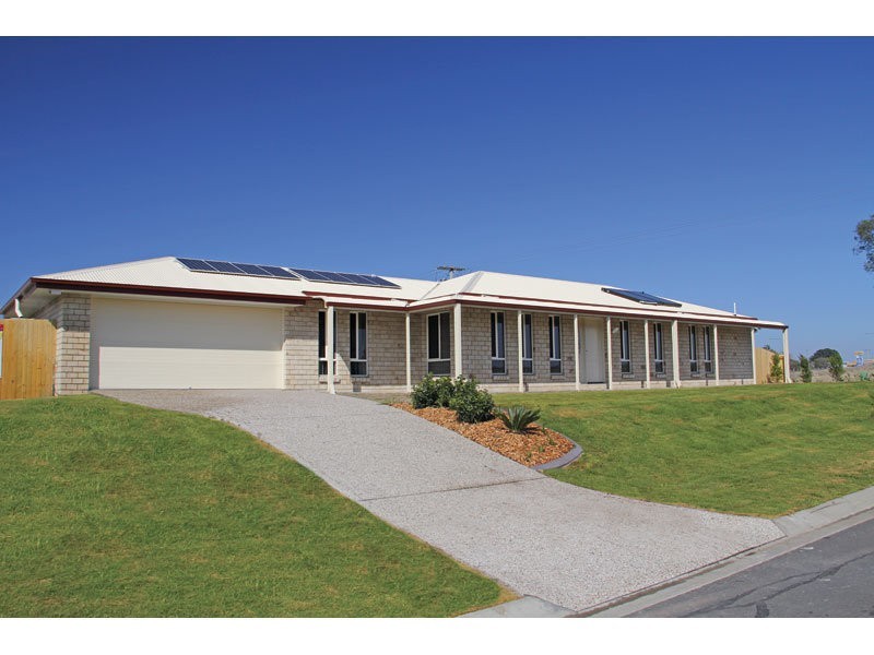 1 Petal Place, Yamanto QLD 4305