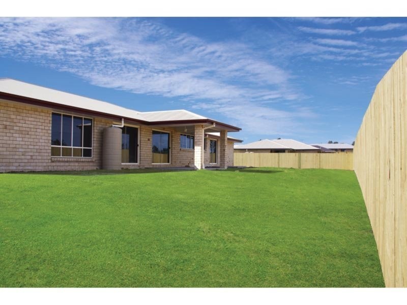 1 Petal Place, Yamanto QLD 4305