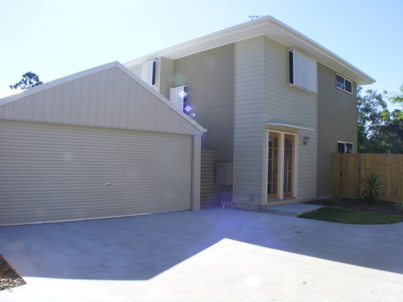 1/31 & 2/31 Woodford Street, One Mile QLD 4305