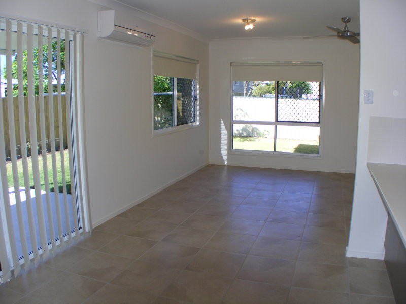1/31 & 2/31 Woodford Street, One Mile QLD 4305