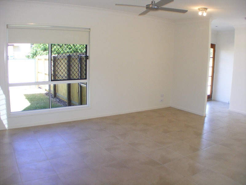 1/31 & 2/31 Woodford Street, One Mile QLD 4305