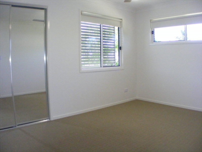 1/31 & 2/31 Woodford Street, One Mile QLD 4305