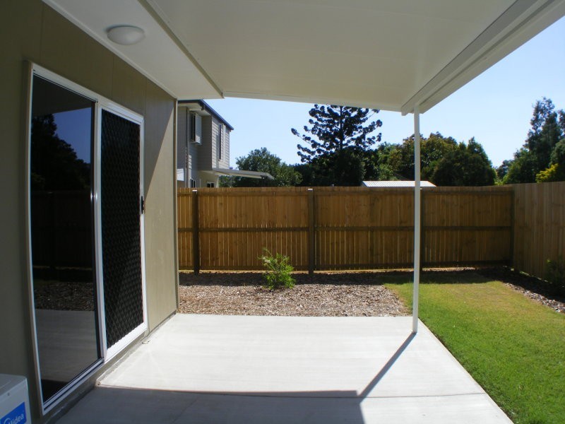 1/31 & 2/31 Woodford Street, One Mile QLD 4305