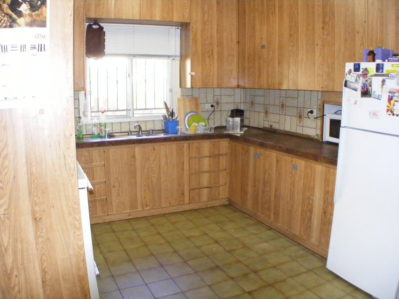 6 Adam Street, Bundamba QLD 4304