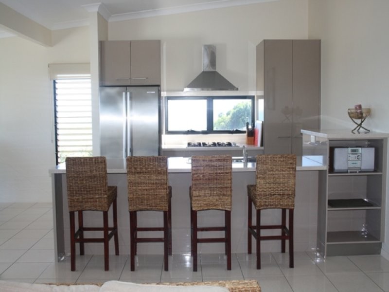 8 Ramosus Drive, Tangalooma QLD 4025