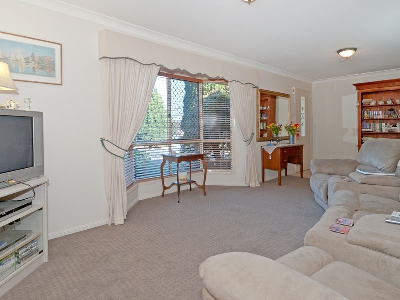 30 Rockman Drive, Raceview QLD 4305