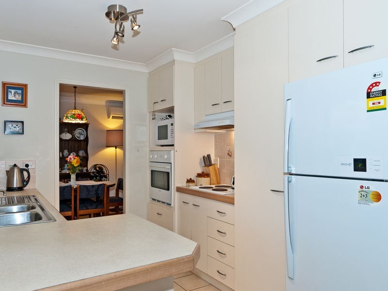 30 Rockman Drive, Raceview QLD 4305