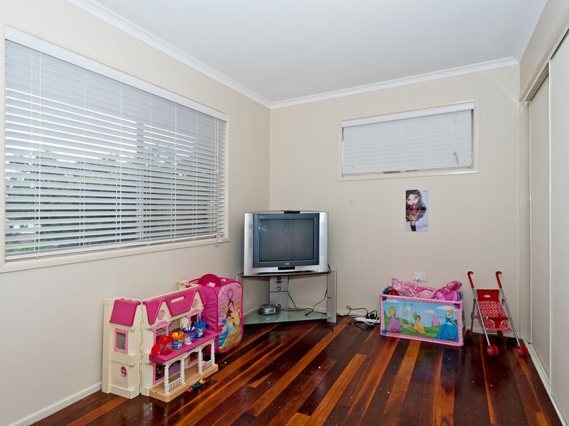 5 Glode Avenue, Churchill QLD 4305