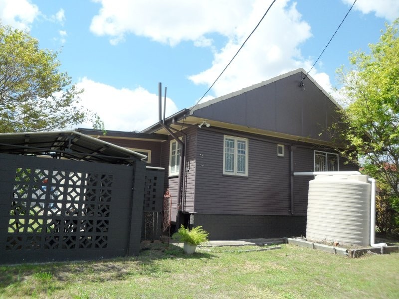 5 Barry Street, East Ipswich QLD 4305