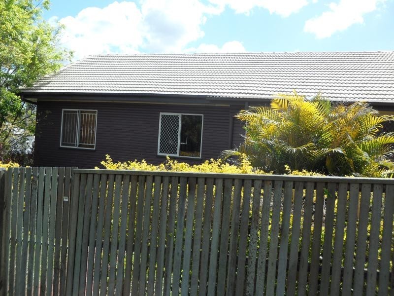 5 Barry Street, East Ipswich QLD 4305