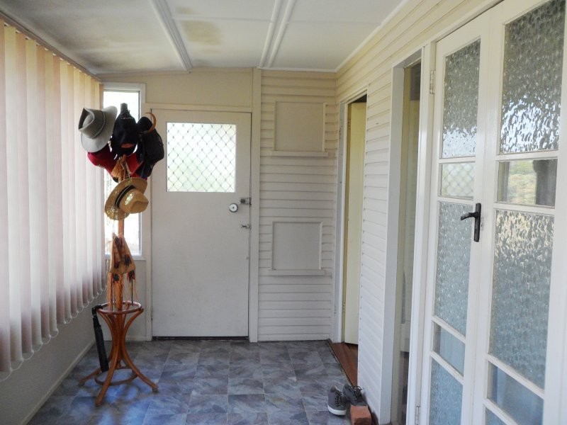 5 Barry Street, East Ipswich QLD 4305