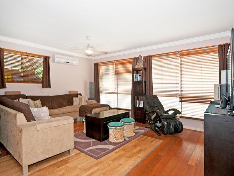 32 Jacana Crescent, Flinders View QLD 4305