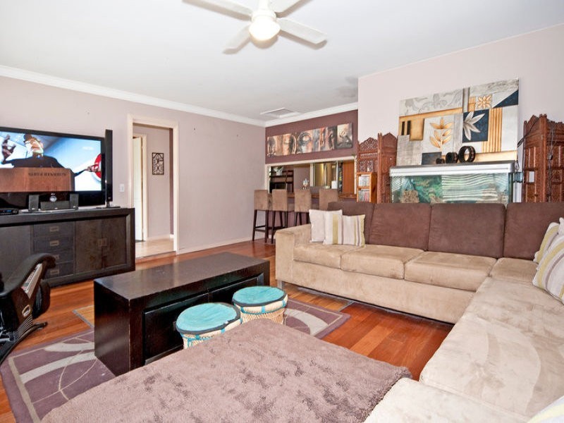32 Jacana Crescent, Flinders View QLD 4305
