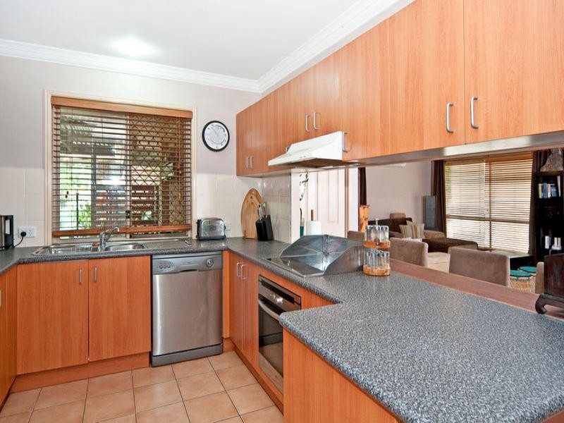 32 Jacana Crescent, Flinders View QLD 4305