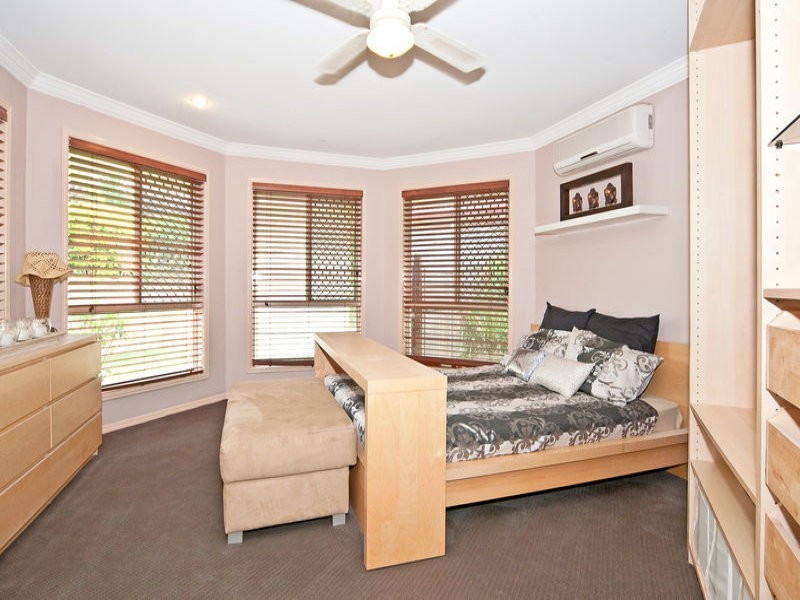 32 Jacana Crescent, Flinders View QLD 4305