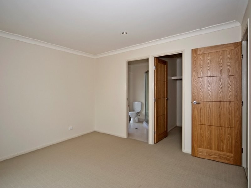 9 Sulzberger Court, Flinders View QLD 4305