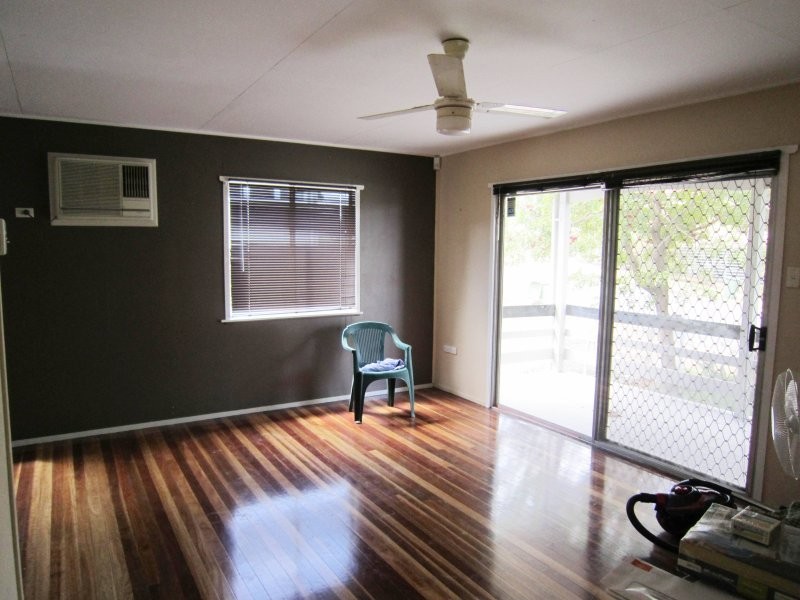 30 Paten Street, North Ipswich QLD 4305