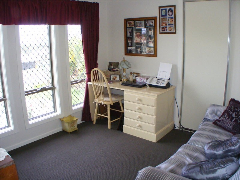 1/11 Benjamin Court, Yamanto QLD 4305