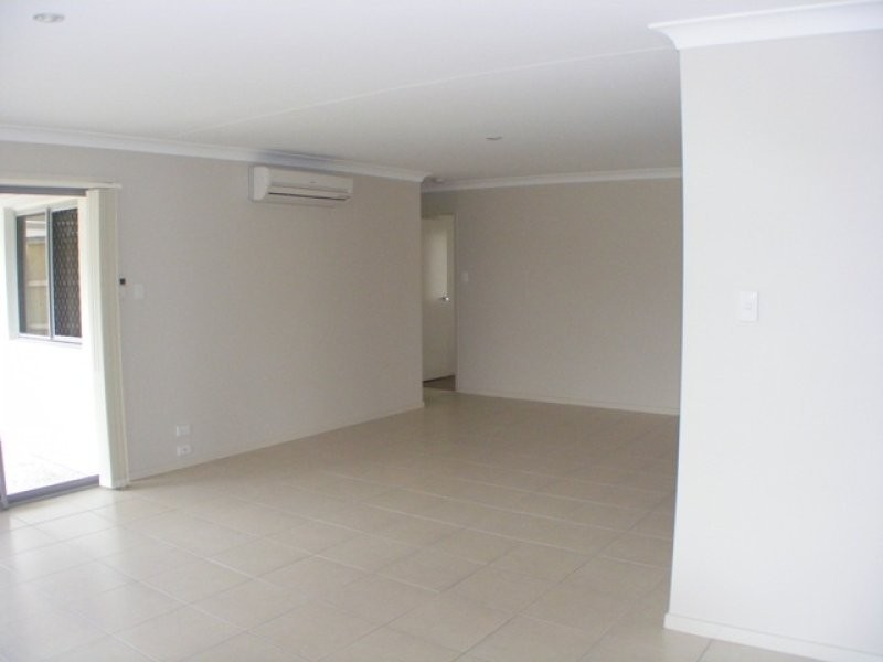 30 Bosswood Court, Yamanto QLD 4305