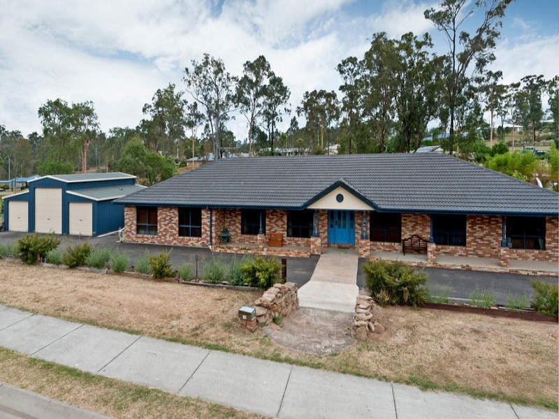 10 Hilltop Court, Deebing Heights QLD 4306