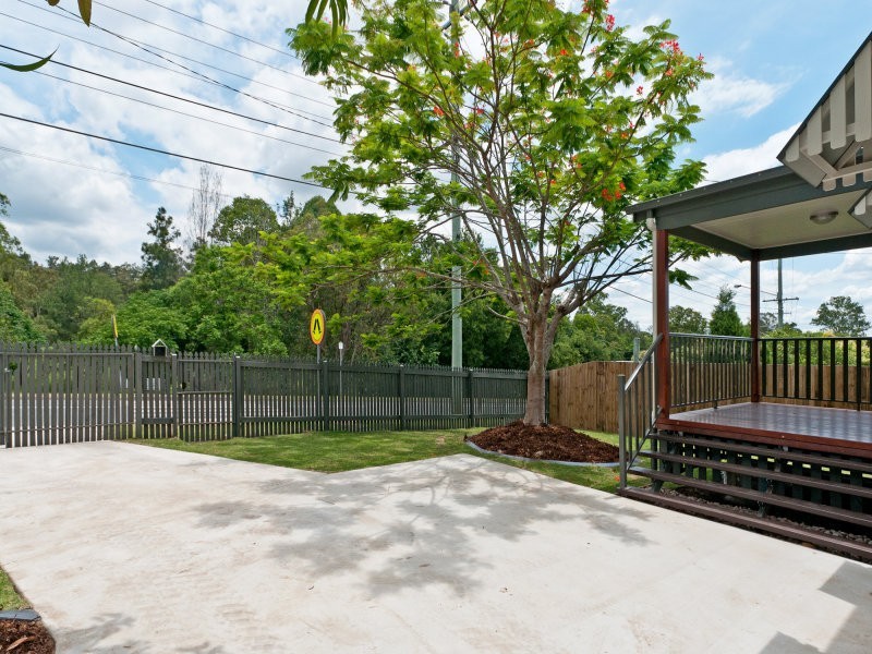50 Mary Street, Blackstone QLD 4304