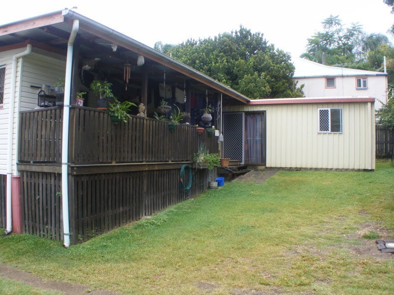 186 Blackstone Road, Silkstone QLD 4304