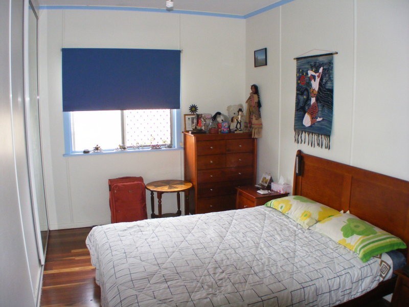 186 Blackstone Road, Silkstone QLD 4304