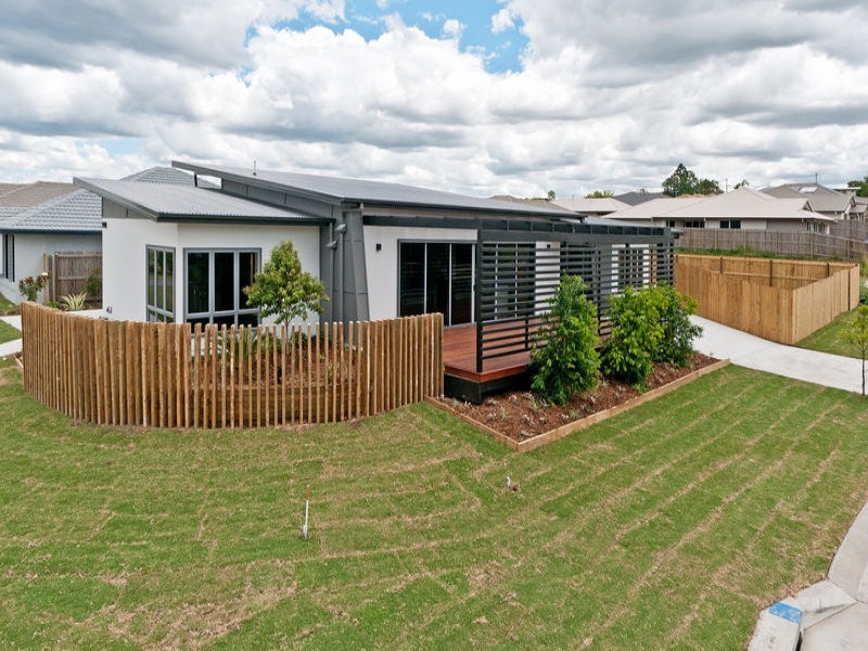 2 Sirmione Street, Raceview QLD 4305