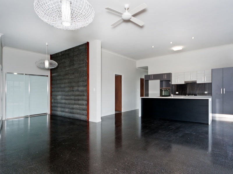 2 Sirmione Street, Raceview QLD 4305