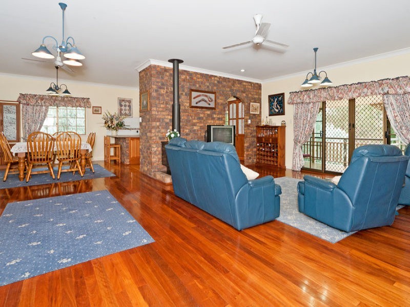 183 Winland Drive, Deebing Heights QLD 4306