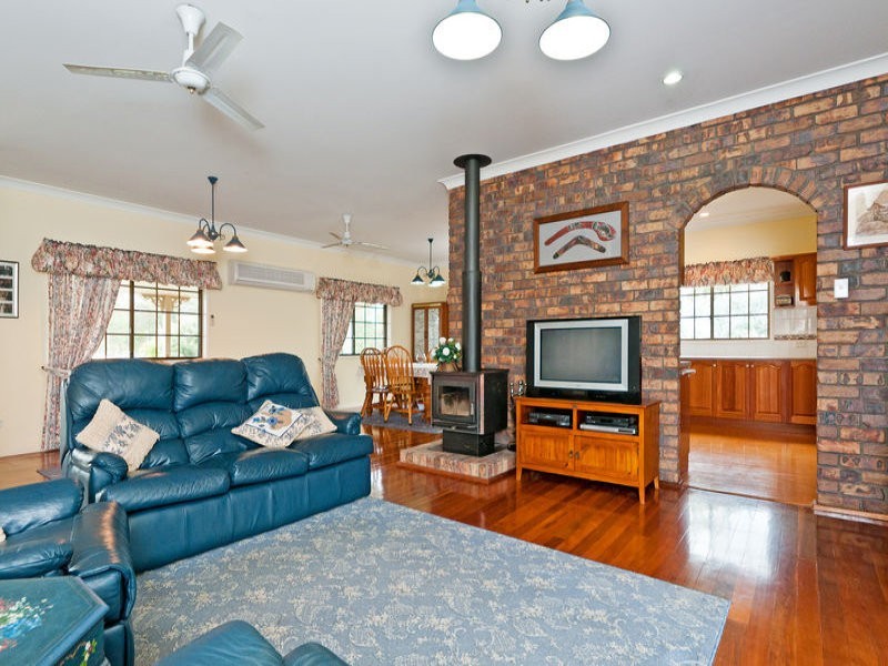 183 Winland Drive, Deebing Heights QLD 4306