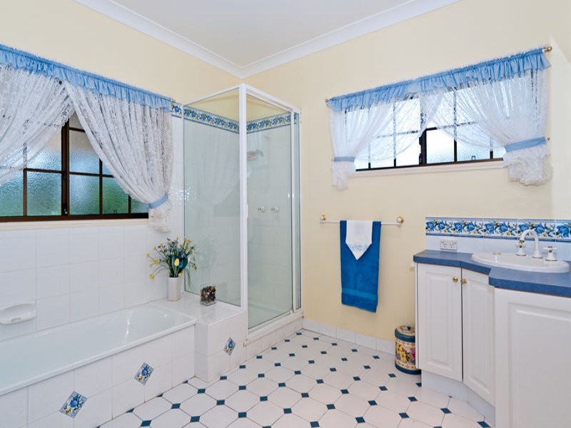 183 Winland Drive, Deebing Heights QLD 4306