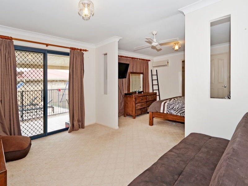 38 Lakeview Drive, Deebing Heights QLD 4306