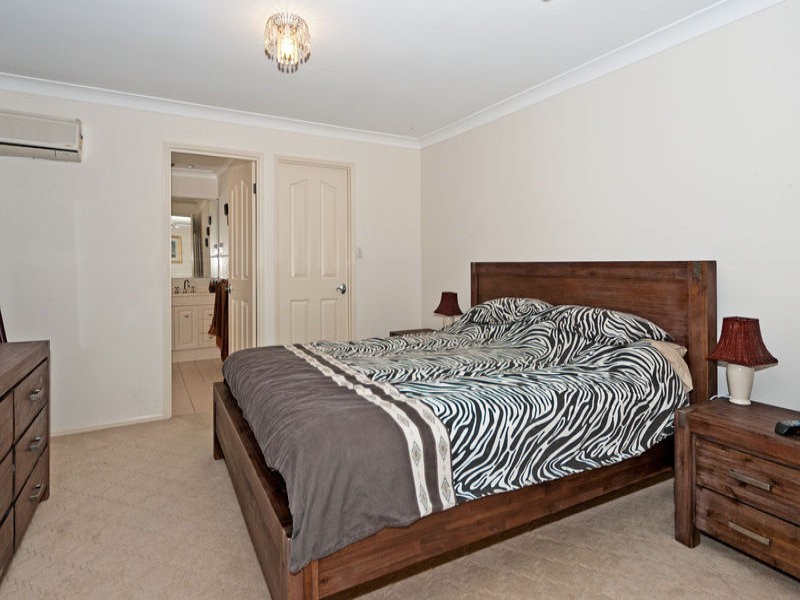 38 Lakeview Drive, Deebing Heights QLD 4306