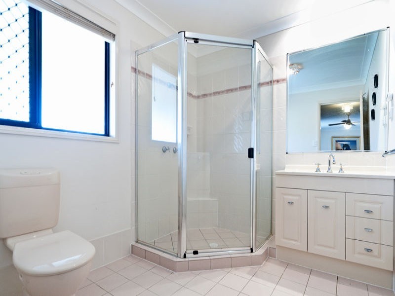 38 Lakeview Drive, Deebing Heights QLD 4306