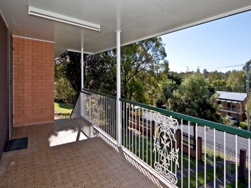 18 Beechwood Drive, Yamanto QLD 4305