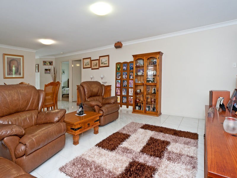 18 Toft Drive, Raceview QLD 4305