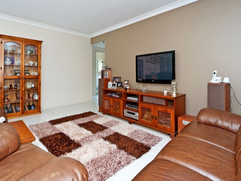 18 Toft Drive, Raceview QLD 4305