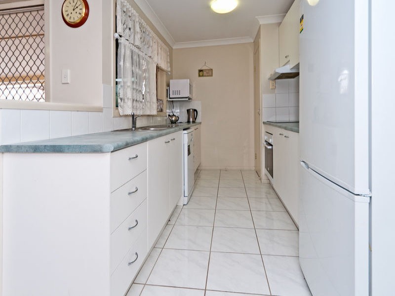 18 Toft Drive, Raceview QLD 4305