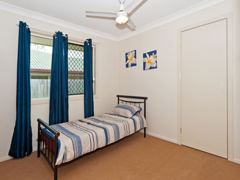 18 Toft Drive, Raceview QLD 4305