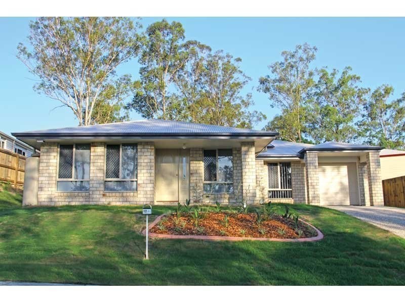 12 Bowen Place, Blackstone QLD 4304