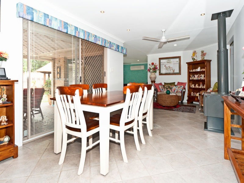 40 Kentia Circuit, Flinders View QLD 4305