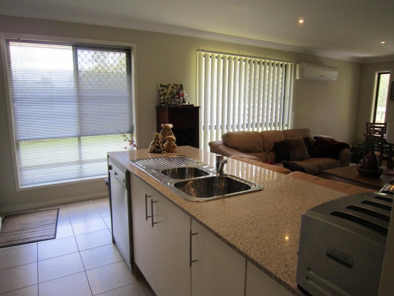 11 Piccadilly Court, Deebing Heights QLD 4306