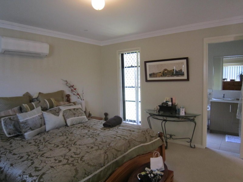 11 Piccadilly Court, Deebing Heights QLD 4306