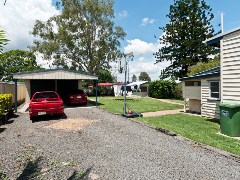 39 Old Toowoomba Road, One Mile QLD 4305