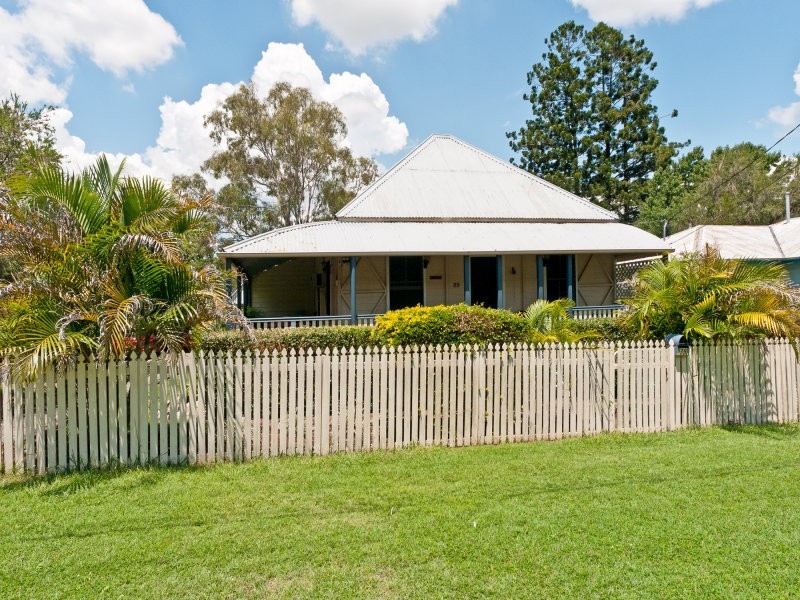 39 Old Toowoomba Road, One Mile QLD 4305