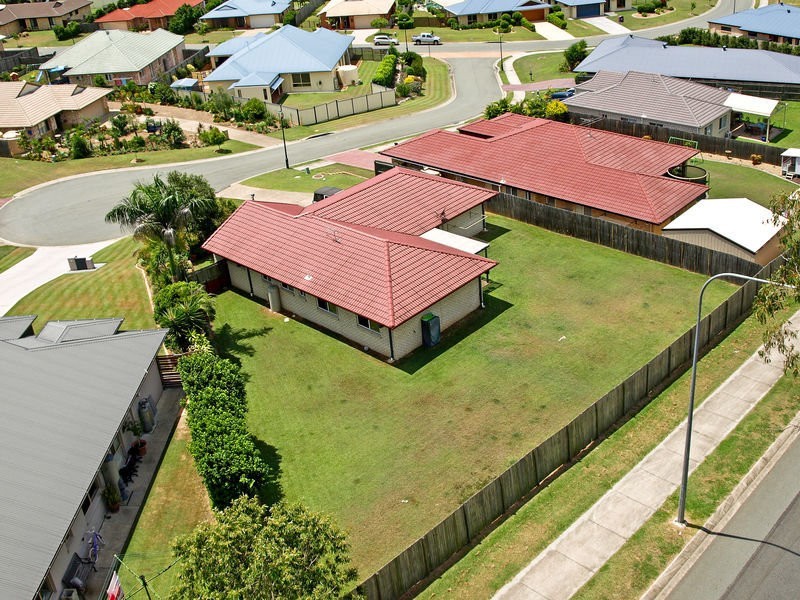 8 Windsor Court, Deebing Heights QLD 4306